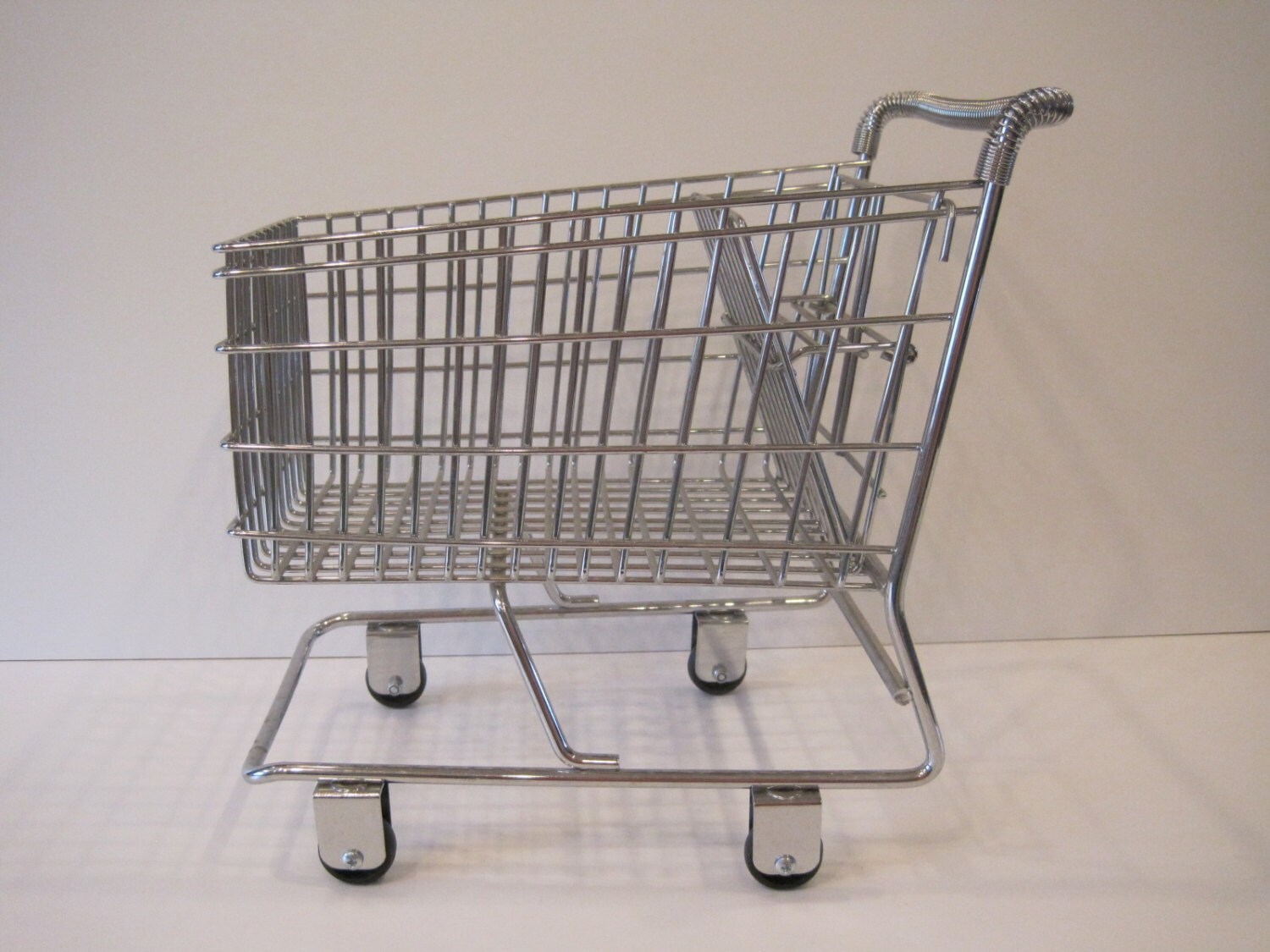 Small Vintage Metal Chrome Shopping Cart No Bottom Rack