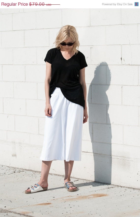 20% SALE NEW Culottes / Wide Capri Pants / by marcellamoda on Etsy