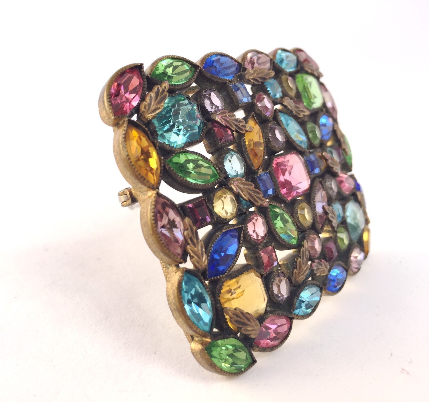 Brooch Multi Colored Faceted Stones
