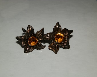 Vintage Screw Sterling Earrings-Flower shape with Topaz color stone