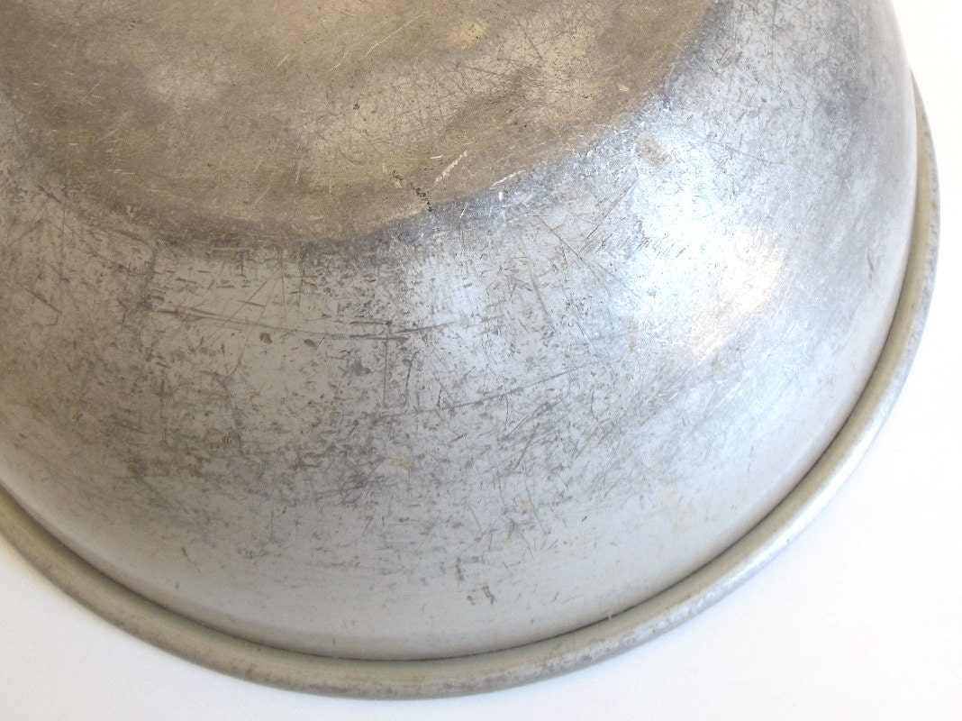 Wearever Aluminum Mixing Bowl Large Metal Snack Bowl Food