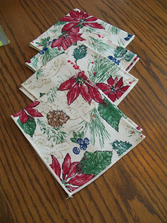 Cloth Christmas Napkins Lot of 4 Vintage Poinsettias