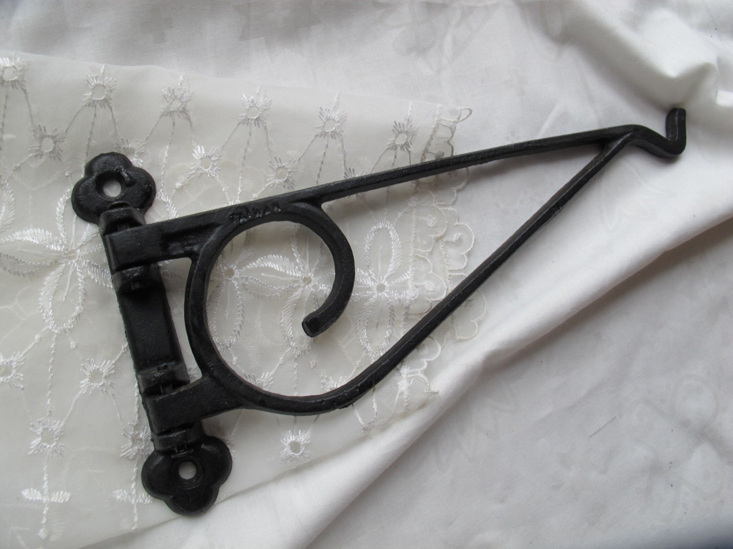 Vintage cast iron swivel hook / black swivel plant hanger / black lantern  hook  Haute Juice