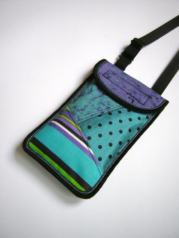 smartphone purse