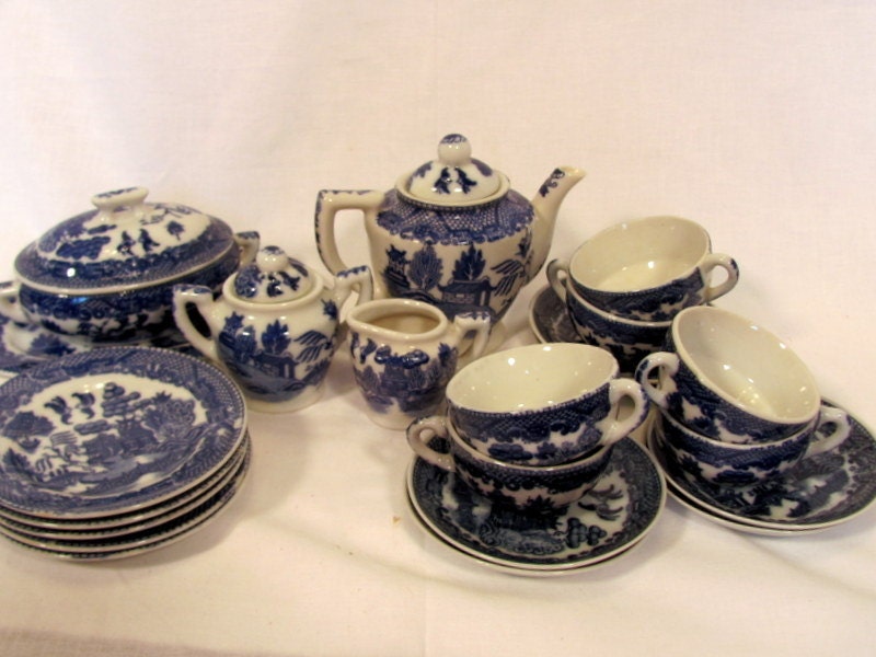 blue willow childs tea set