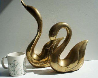 Large Vintage Brass Swans Hollywood Regency
