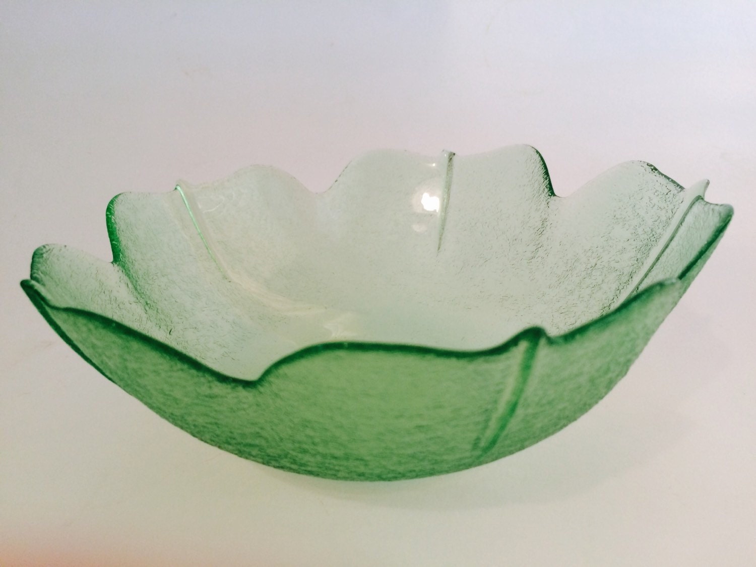 Vintage Green Glass Flower Petal shaped Bowl Haute Juice