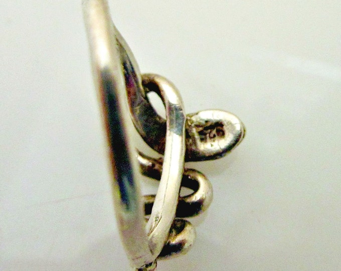 Sterling silver Snake Ring - size 6 - slivering snake