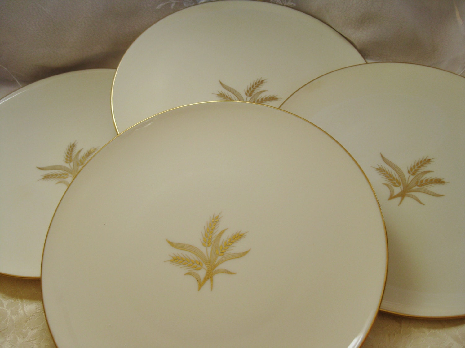 Lenox Wheat Goldstamp Dinner Plates Discontinued Set of 4