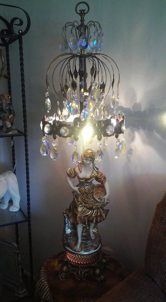 Large Figural Capodimonte Porcelain Table Lamp with Lighted