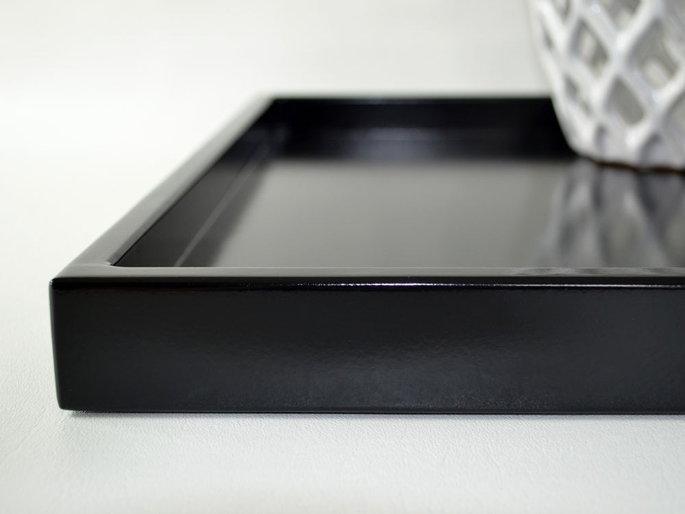 Black Shallow Decorative Tray Lacquered Wood Serving Tray