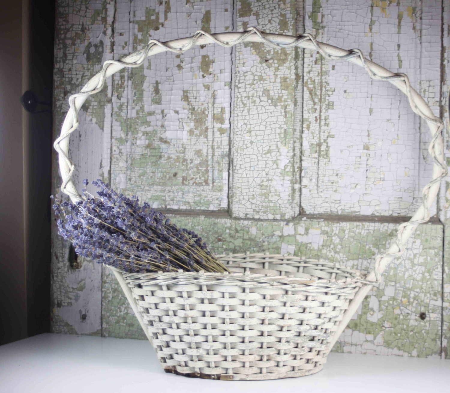 Vintage Large White Wicker Basket / Basket with Handle