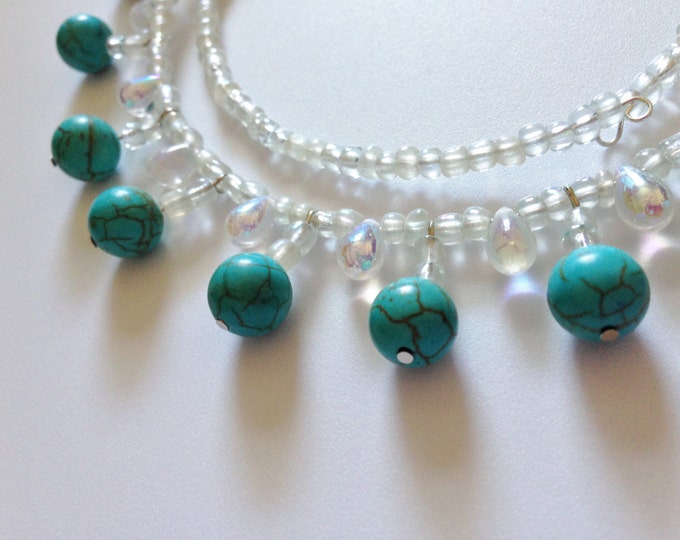 howlite bead with teardrops memory wire necklace