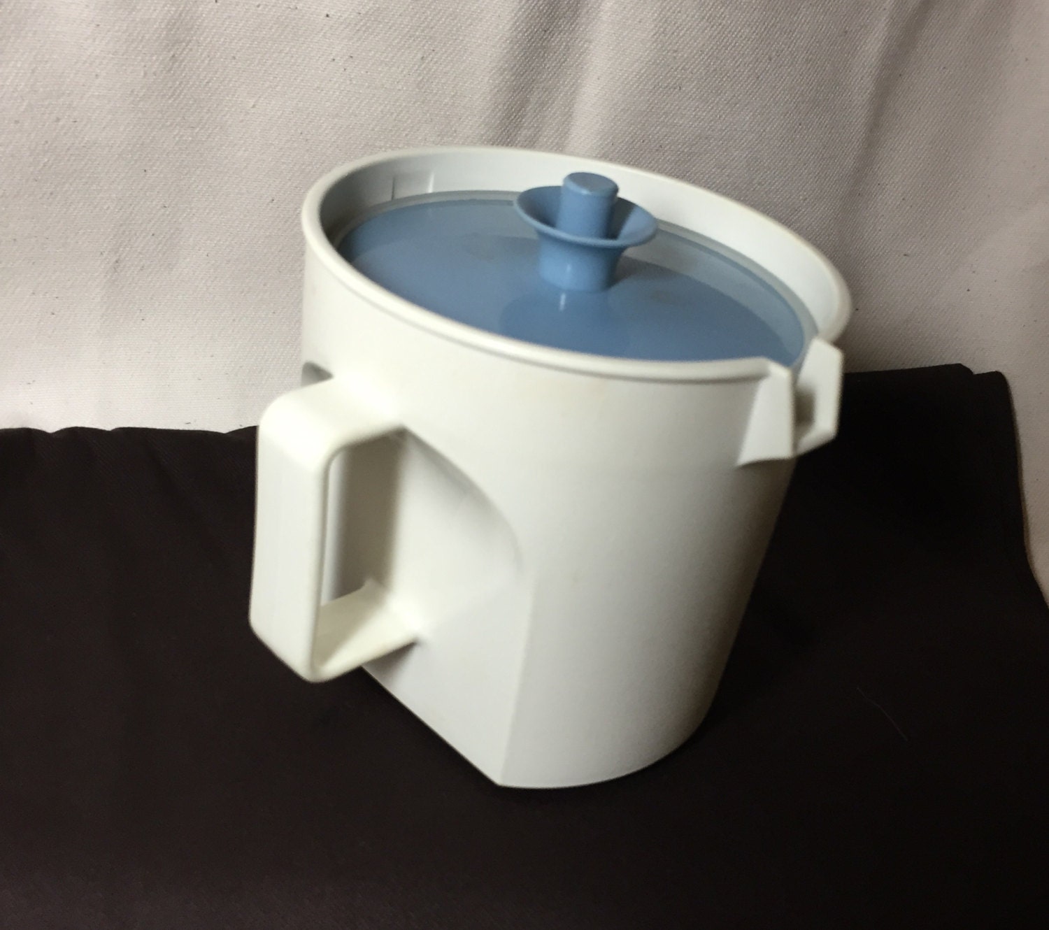 Vintage Tupperware Servalier Sugar Bowl Haute Juice