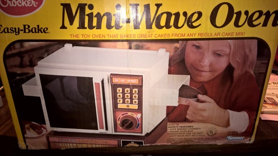 Kenner Betty Crocker Easy Bake Mini Wave Oven 