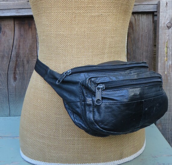Vintage 1980s Black Leather Fanny Pack Large bag Purse Unisex
