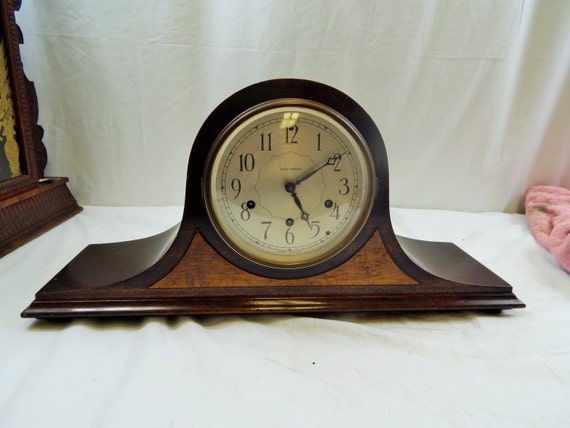 Antique Seth Thomas Wooden Veneer Mantel Clock 124