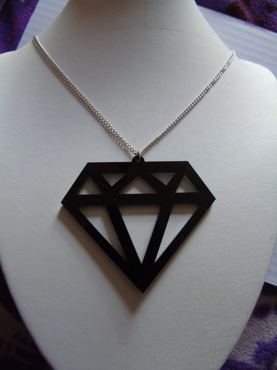 most expensive black diamond necklace
