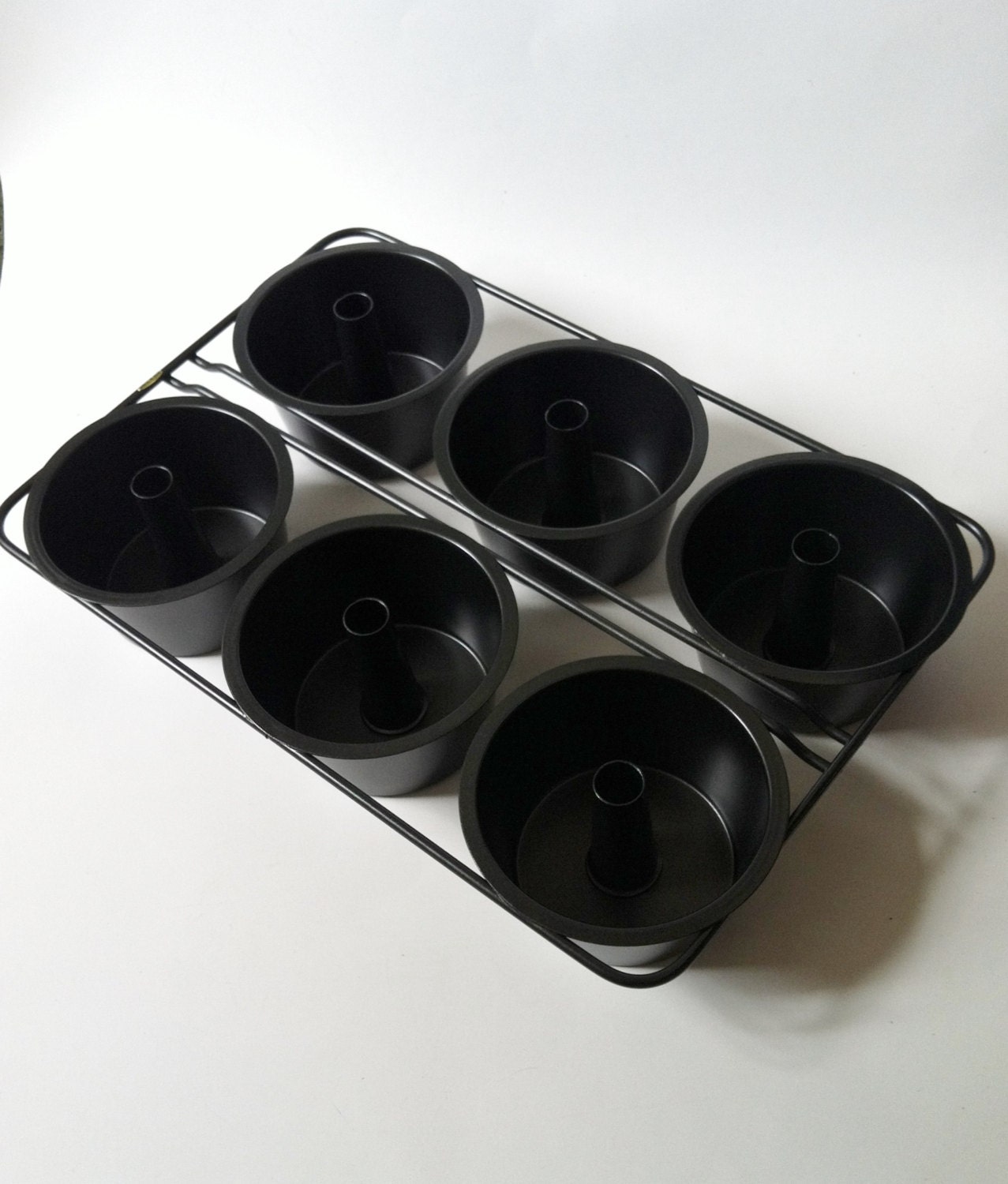 Rowoco Mini Angel Food Pans, Frame of 6 Individual Pans, Angel Food