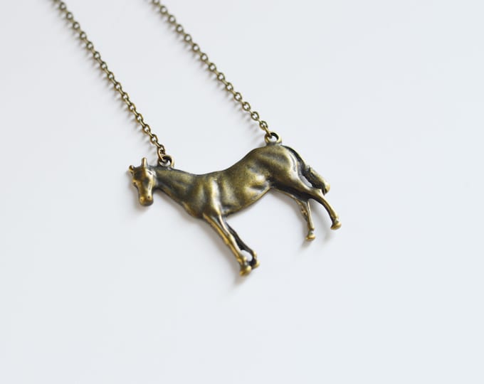 Grace Of The Horse // Necklace in brass metal // For Lovers of Nature and Animals // 2015 Best Gifts // Boho Chic // Retro, Vintage //
