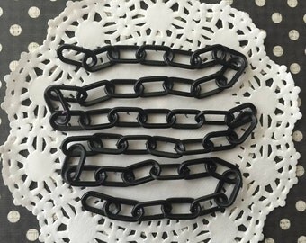Black Plastic Chain - 4 Pieces - 40 cm Plastic Link Chains