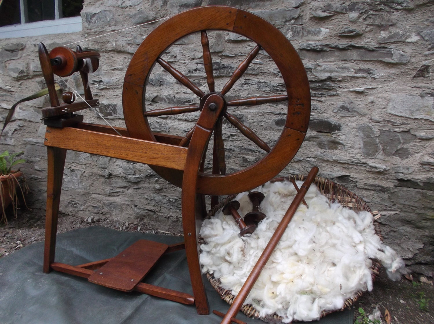 Vintage Ashford Traditional Spinning Wheel