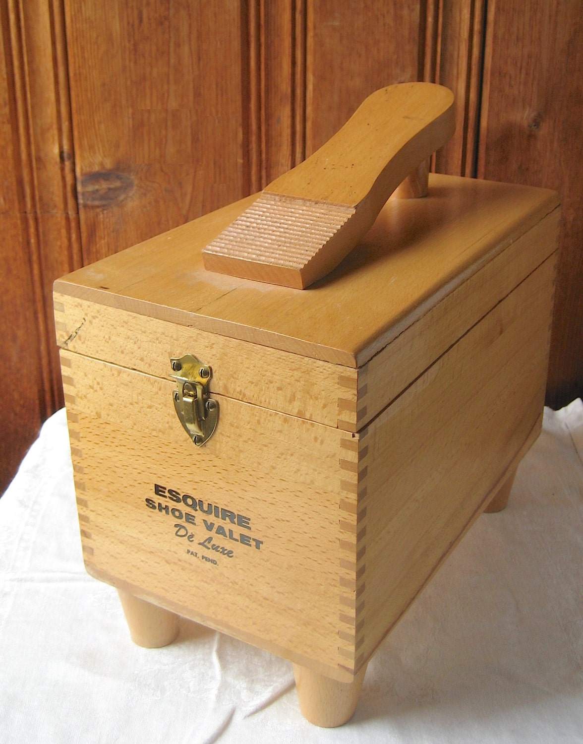 Shoe Shine Box Vintage Esquire Shoe Valet Wood Case with