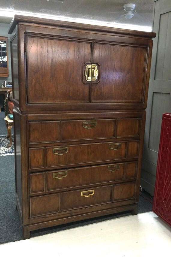 Vintage Thomasville Gentlemen's Chest of by GreyhoundAntiques