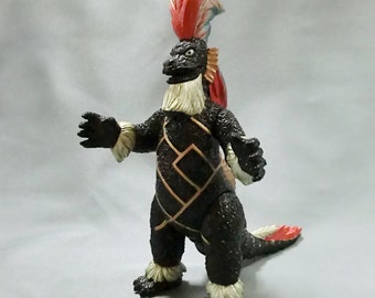 Items similar to Bandai Ultraman Great monster THE30 Japan figure ...