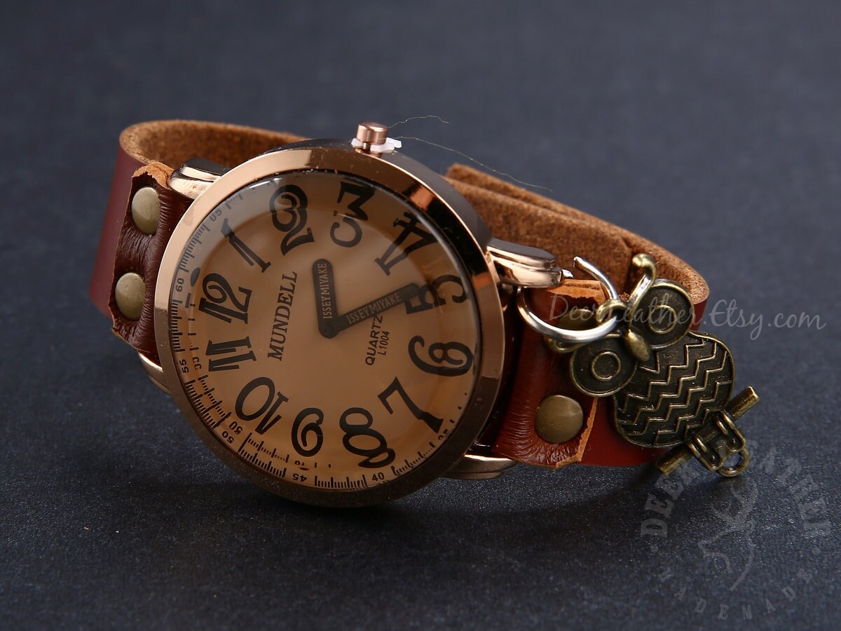 Vintage Womens Watches Big Face Owls Charm Genuine by DeerLeather