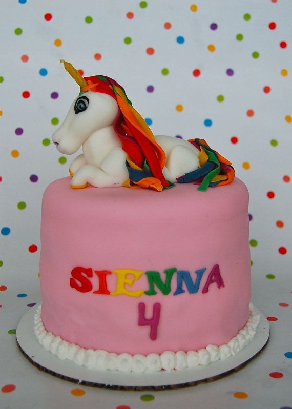 Unicorn cake topper 100 edible