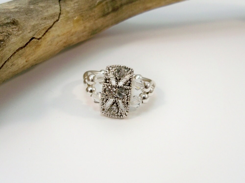 Crystal Stretch Ring Cocktail Ring Stretch Ring Womens by babbleon