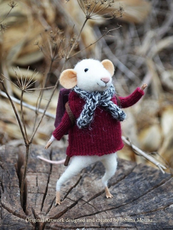 Little Traveler Mouse - Felting Dreams