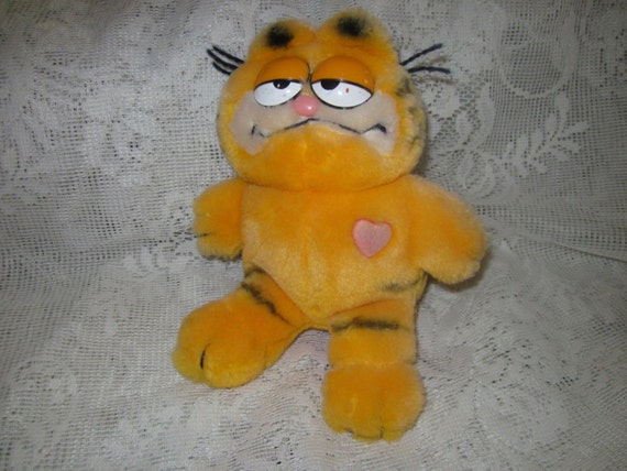 garfield stuffed animal 1981