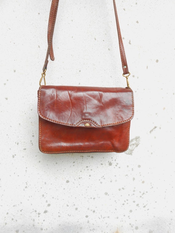 the bridge leather wash bag