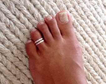 Beautiful Sterling Silver Toe Ring - Adjustable Toe Ring - Plain Toe Ring - Foot Accessories - Midi Toe Ring - Band Toe Ring - Toering (T6)
