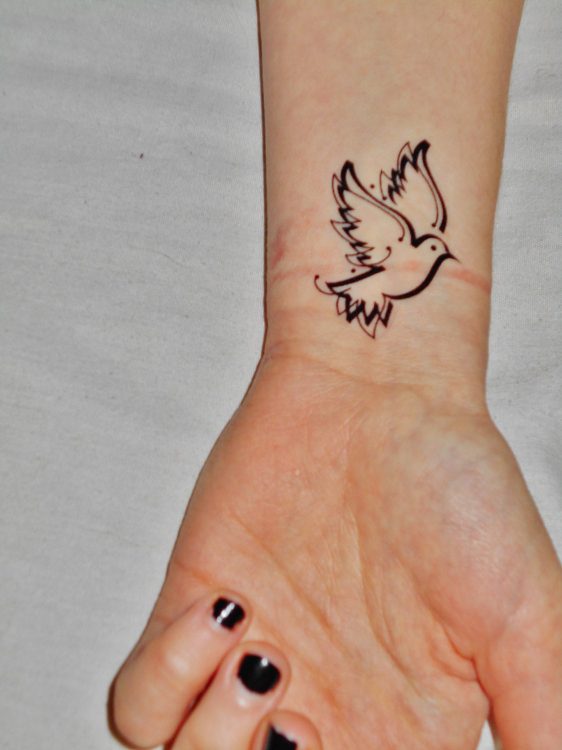 Dove Henna Tattoo : Dove Henna by punxgirl on DeviantArt / You can ink henna tattoos on your hands, arms, chest, back and henna tattoo ideas are a fun way to test out your tattoo designs.