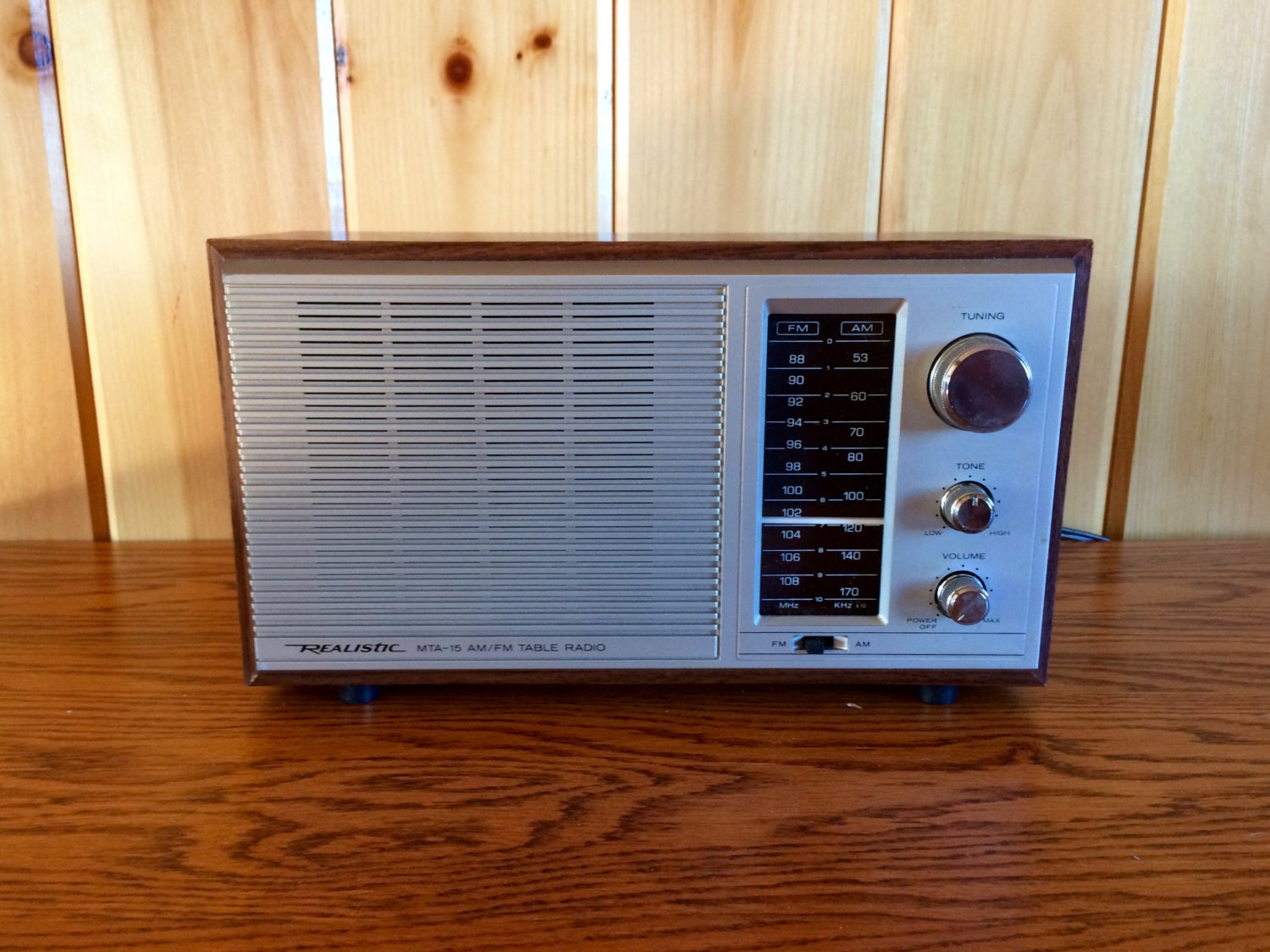 Realistic Radio Radio Shack Brand Radio by NostalgiaTHENandNOW
