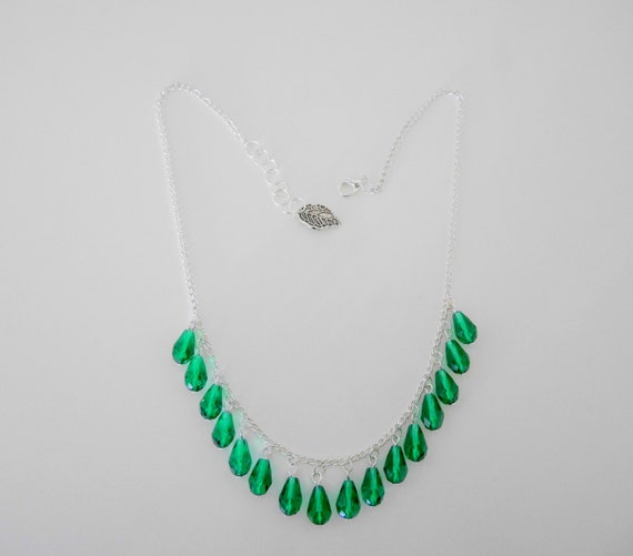 Dangling silver green crystal necklace