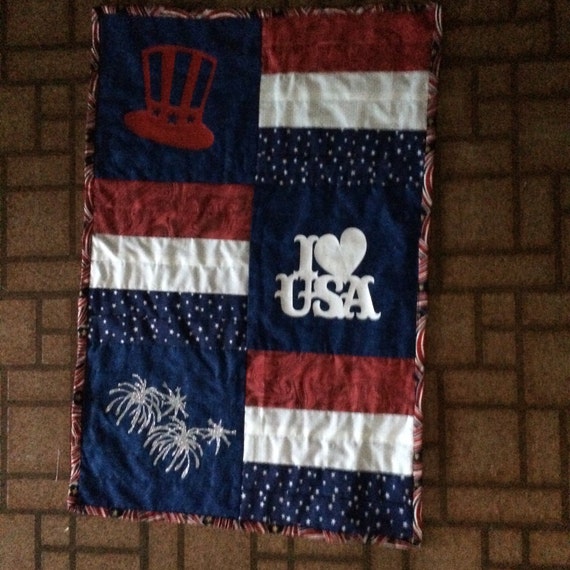 Patriotic Wall Hanging Quilt