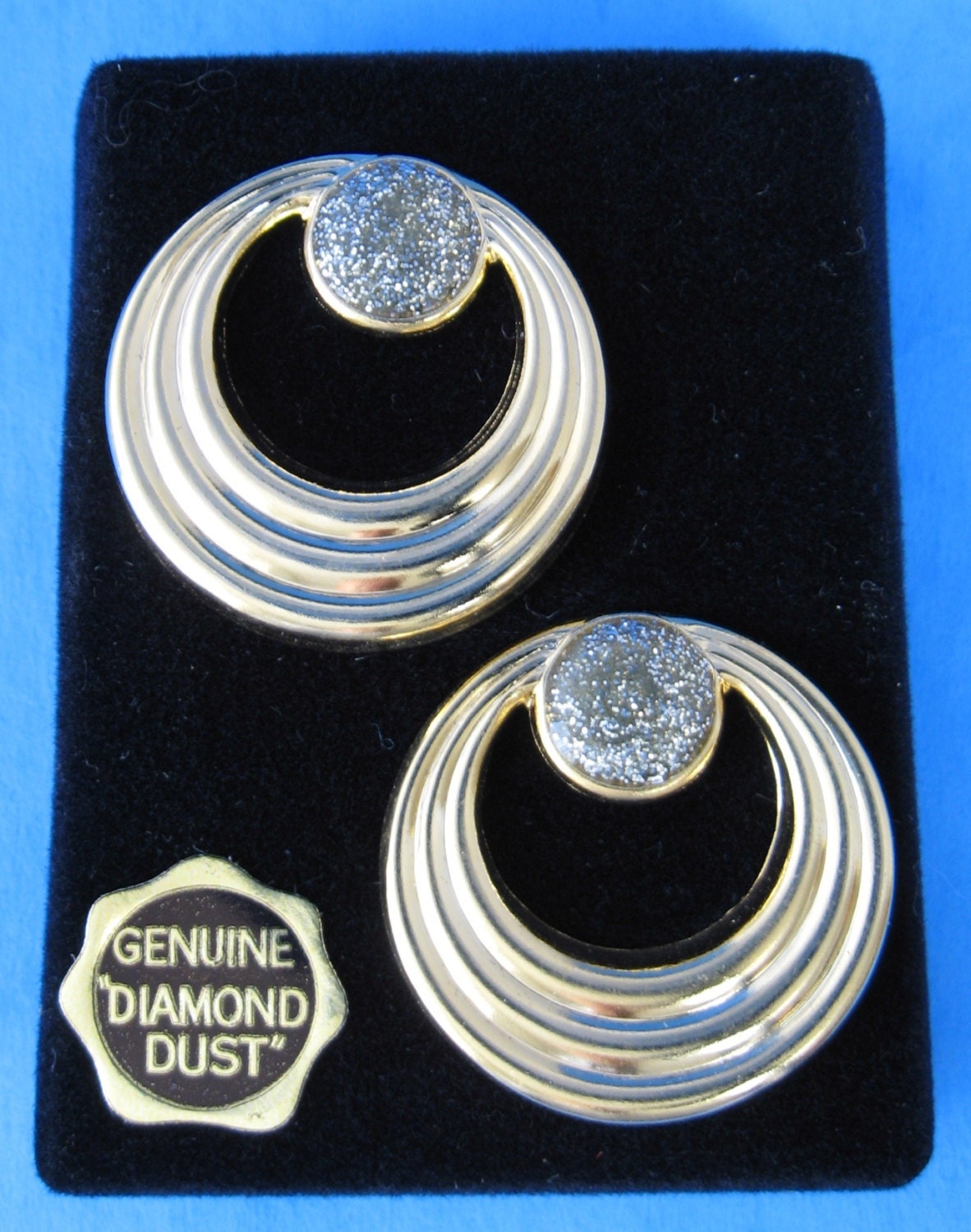 Earrings Diamond Dust Posts Original Lucite Box Retro Gold
