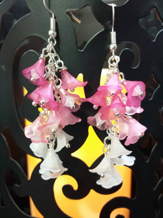 Fuchsia pink white ombre lucite flowers crystal centers drop