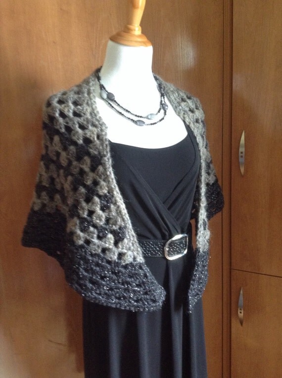 Very bling black and grey shawl, wool blend, very warm