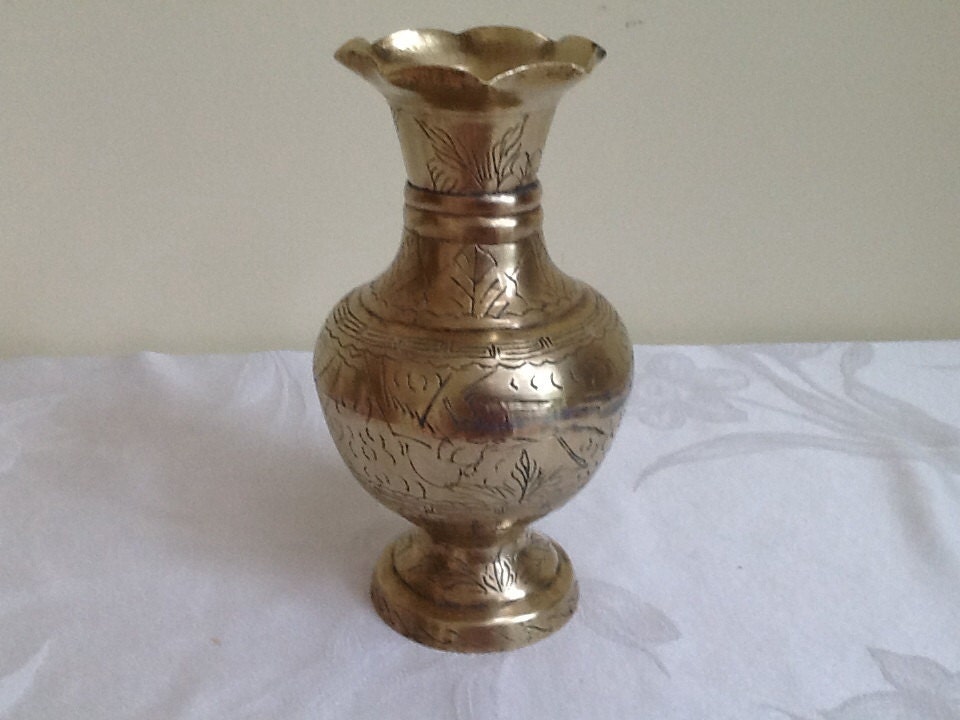 Indian Etched solid brass vase with lovely engravings made in