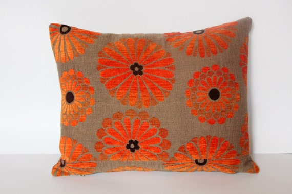 flower 70s style decorative pillow.available in all dimensions