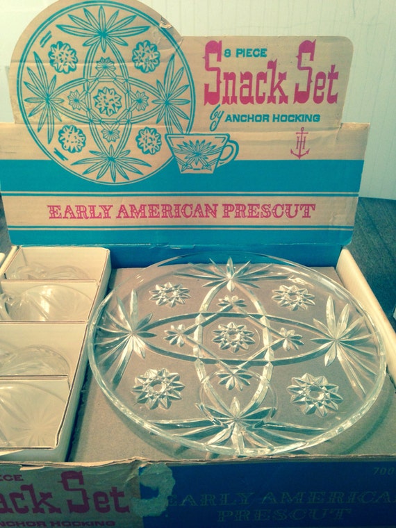 Vintage Anchor hocking early American Prescut snack set