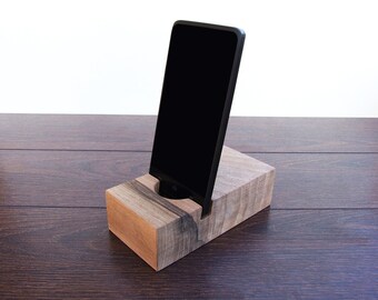 iPhone 7 Docking Station. Wooden iPhone Docking Station. Wood iPhone Docking Station. SmartPhone Docking Station.