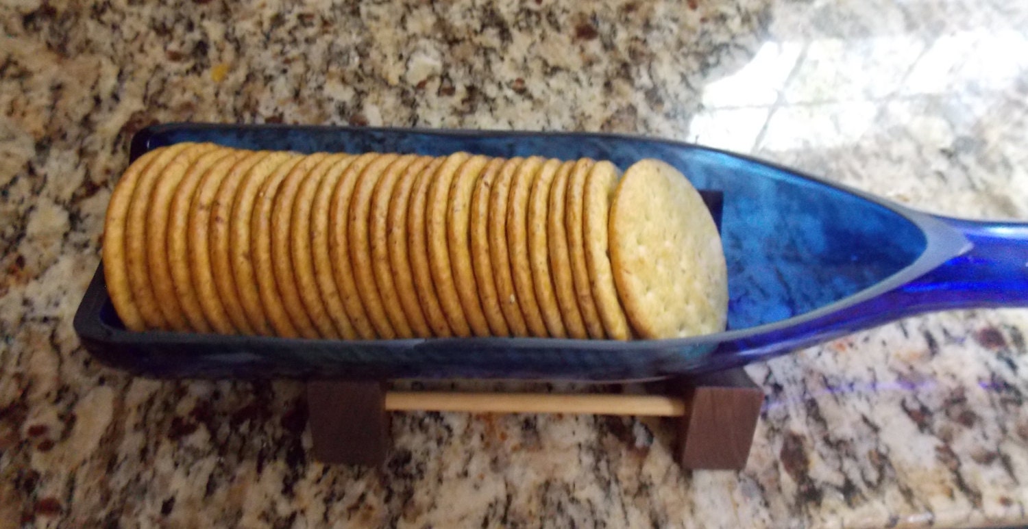 Home Decor Wine Bottle Serving TrayRecycled wine bottle