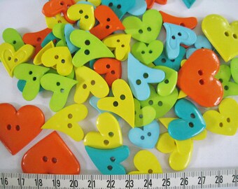 30 pcs of bright heart button - Fun - Yellow Orange Green Teal Blue