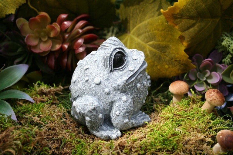 Garden Frog Ornament Concrete Outdoor Garden by PhenomeGNOME